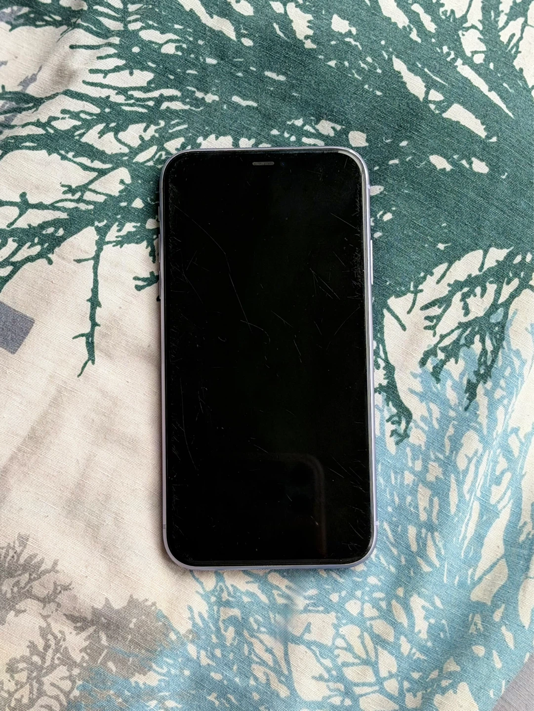 iPhone 11 , 128G - Lavender (with case) - photo 2