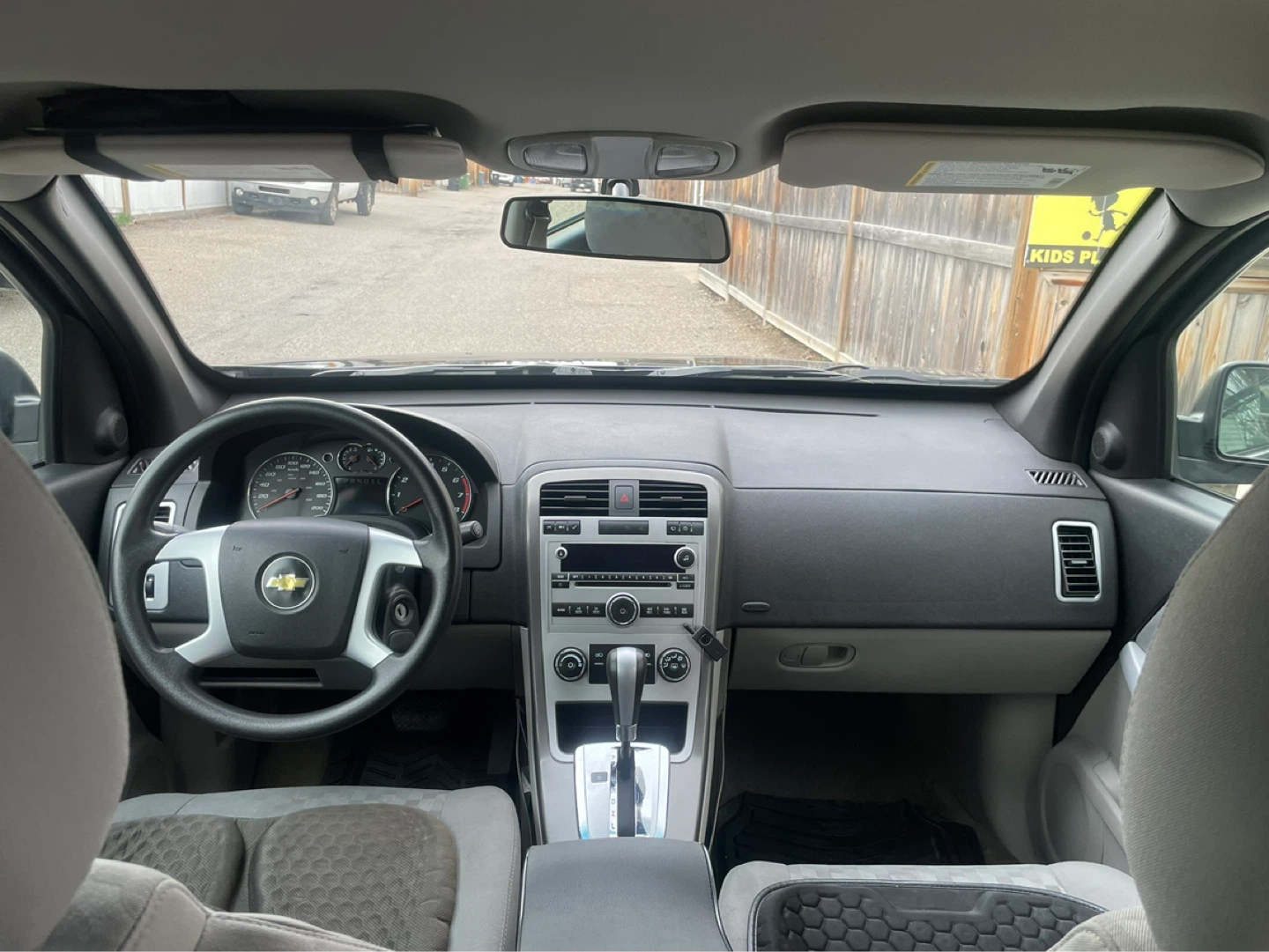 Black Chevrolet Equinox - photo 3