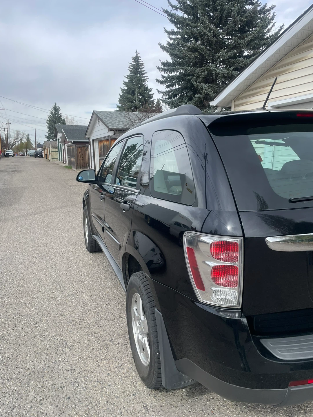 Black Chevrolet Equinox - photo 4