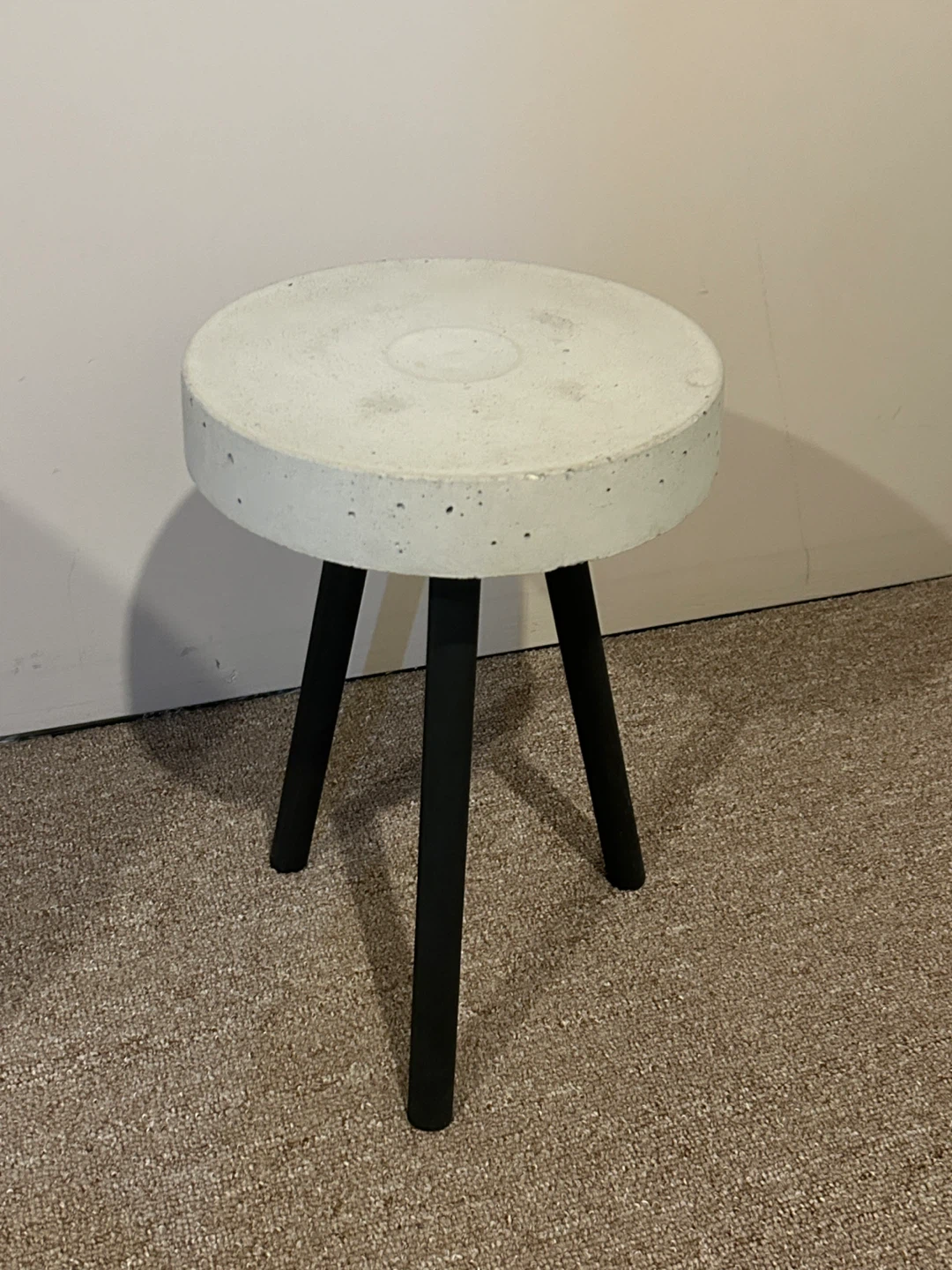 Concrete Round Plant Stand