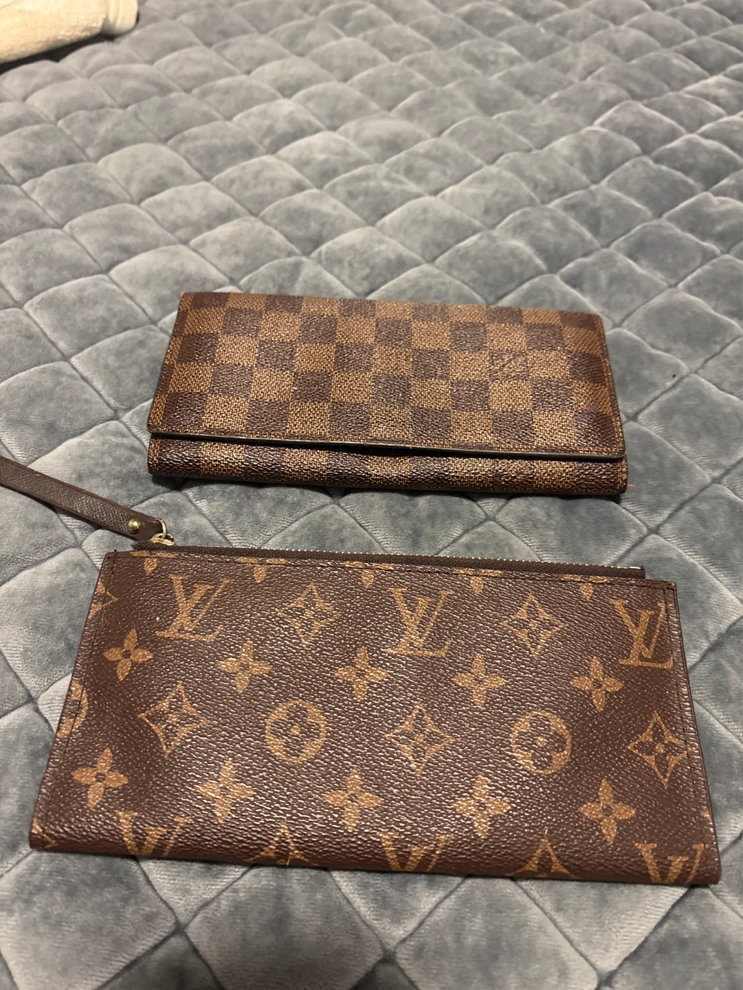 Louis Vuitton Wallets (2)