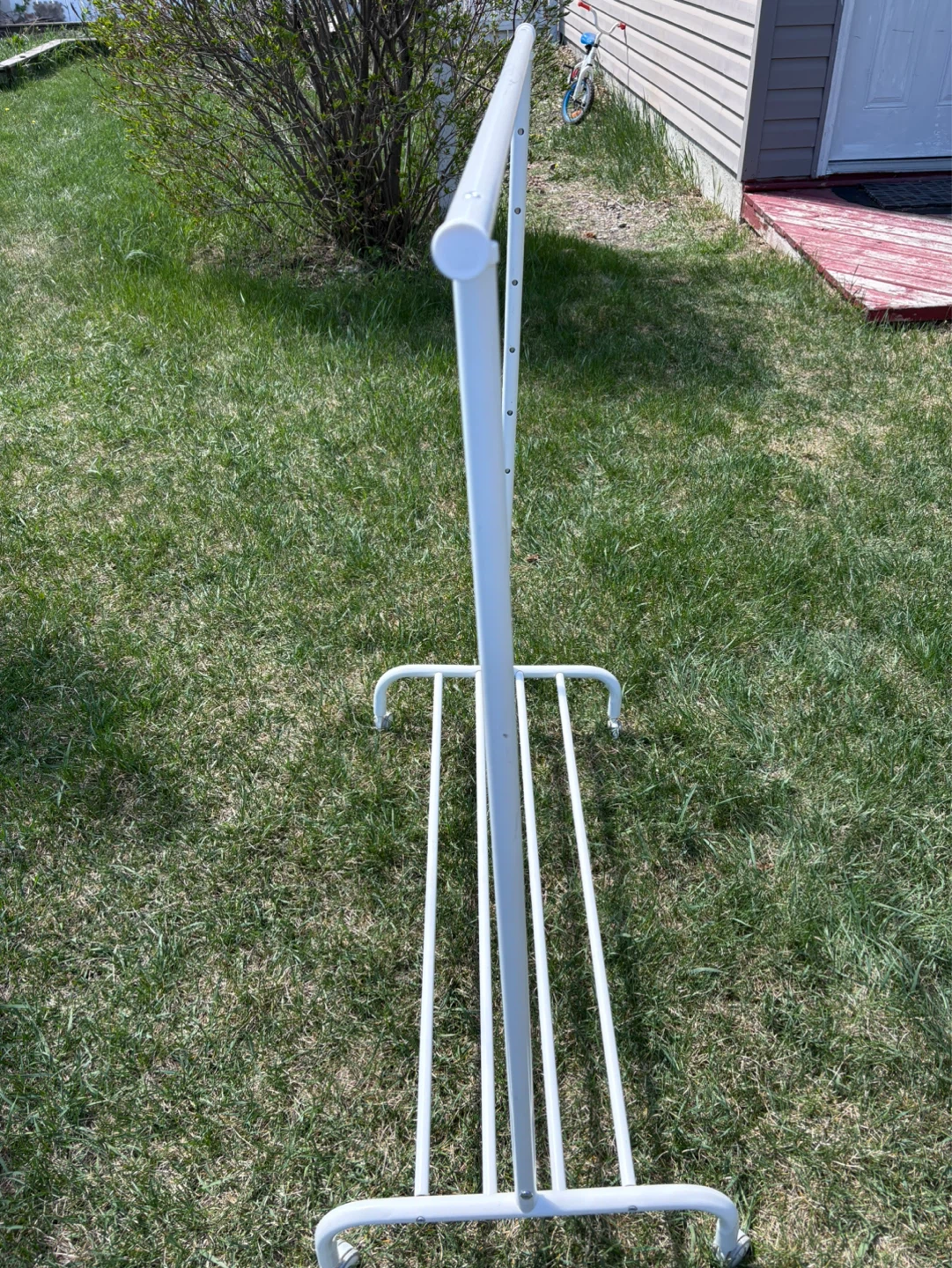 White Metal Garment Rack with Shelf - photo 2