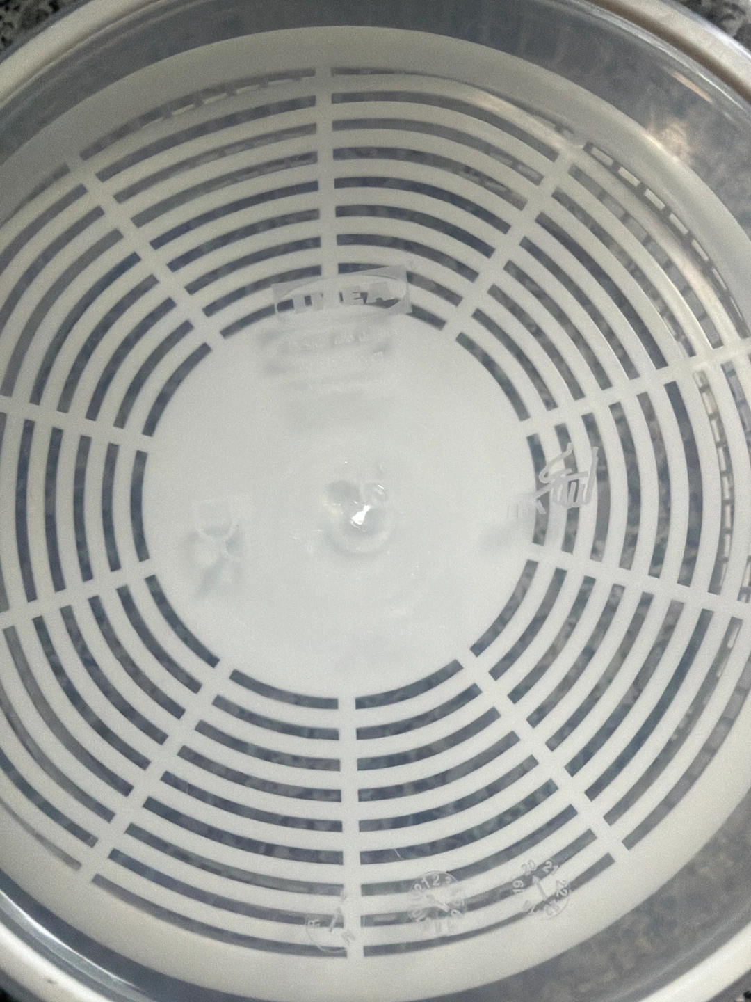 IKEA White Salad Spinner - photo 5