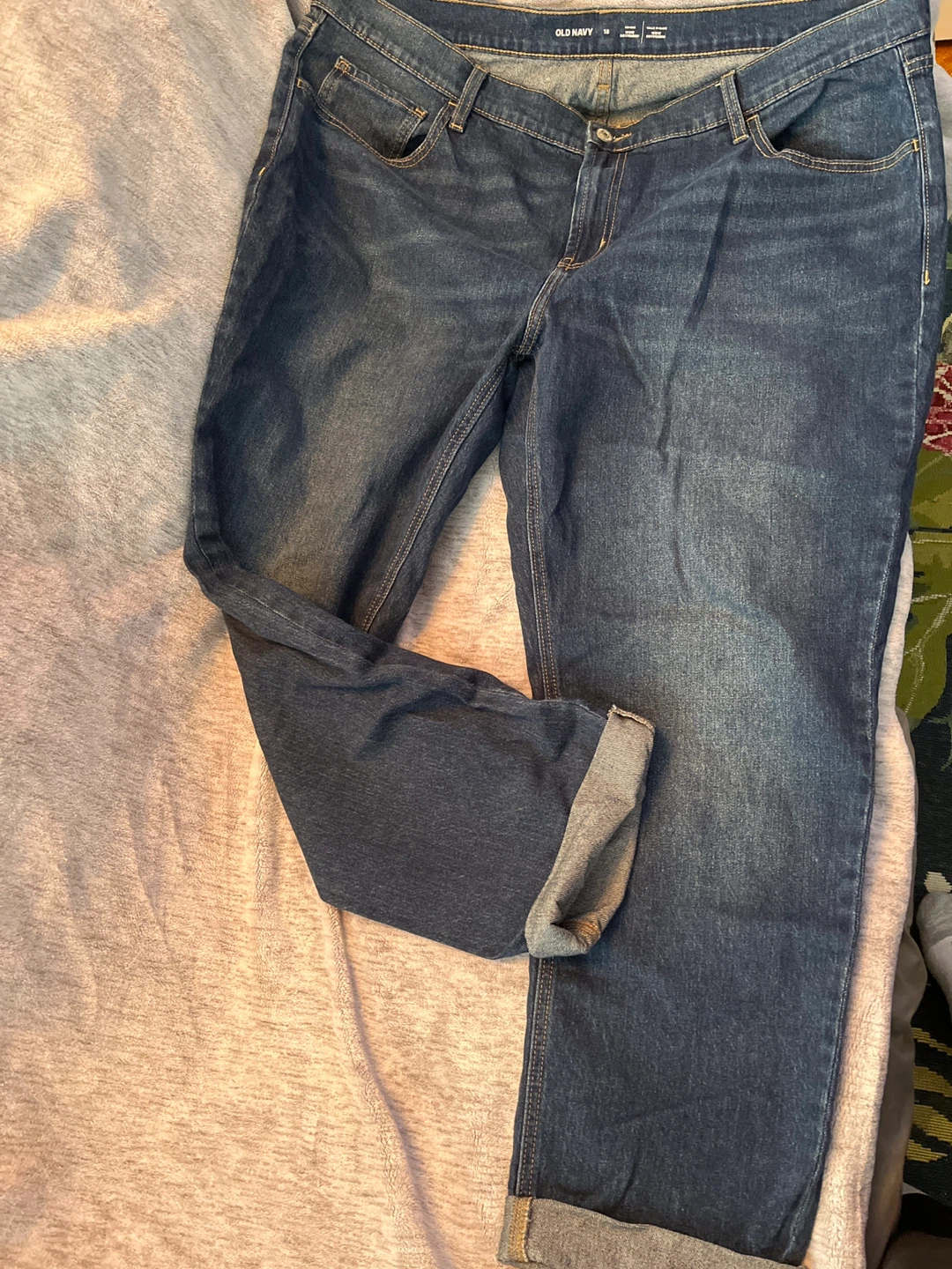 Old Navy Mid-Rise Wow Boyfriend Jeans Size 18