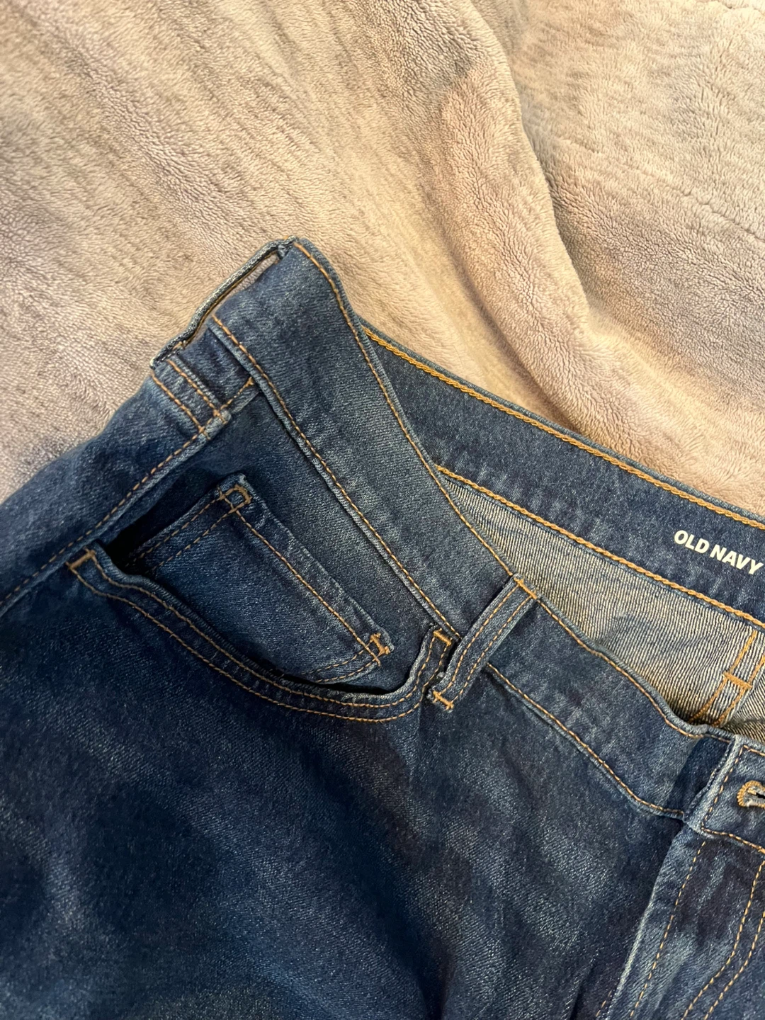 Old Navy Mid-Rise Wow Boyfriend Jeans Size 18 - photo 5