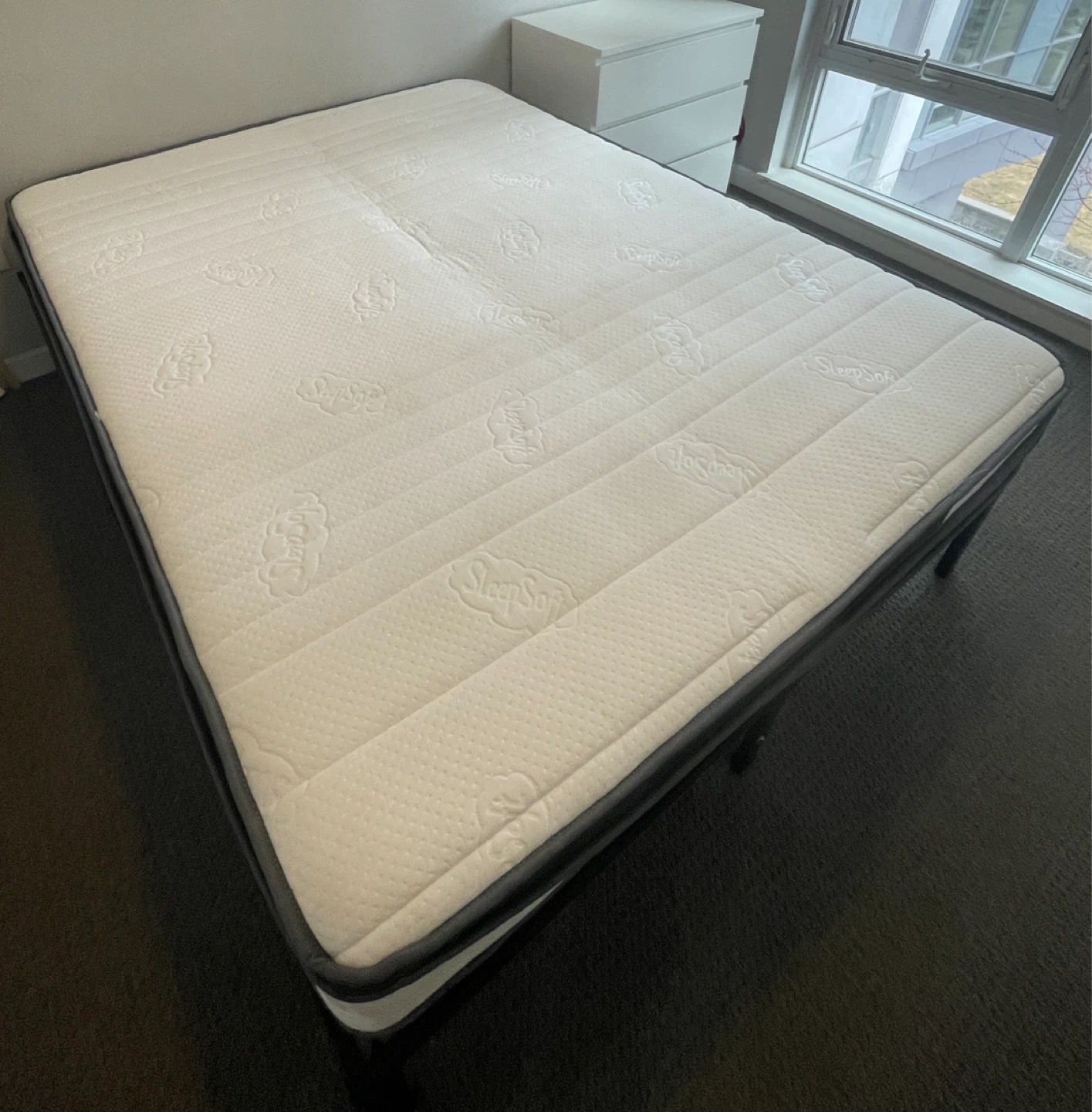 Mattress with Metal Bed Frame - photo 2