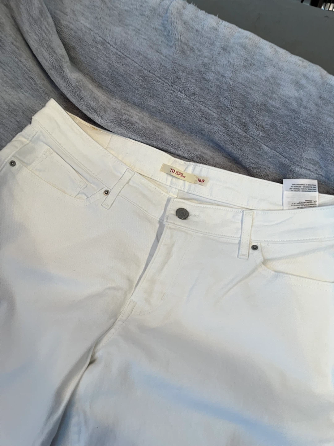 Levi's 711 Skinny Filiforme White Jeans Size 16W - photo 2