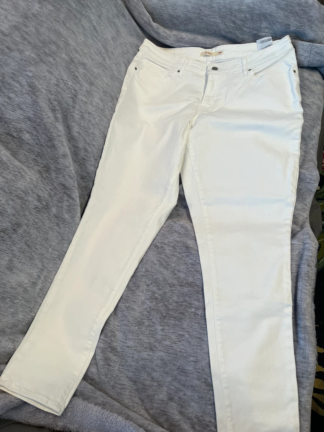 Levi's 711 Skinny Filiforme White Jeans Size 16W