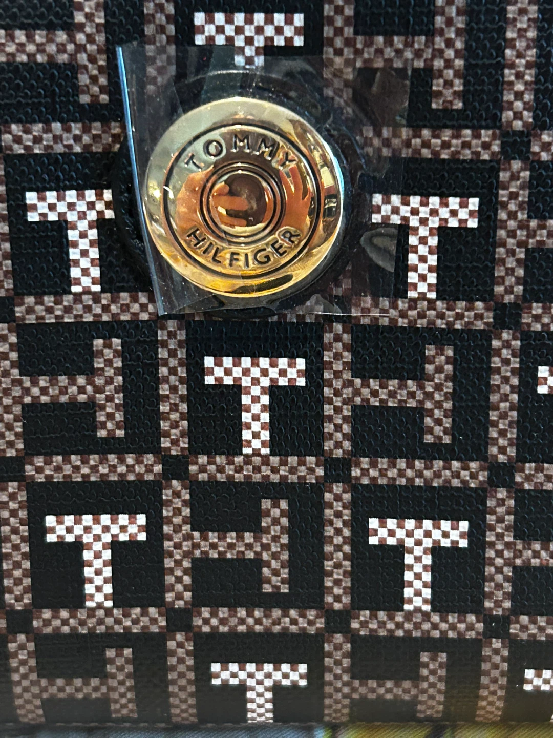 NEW  Tommy Hilfiger Wristlet Wallet - photo 2
