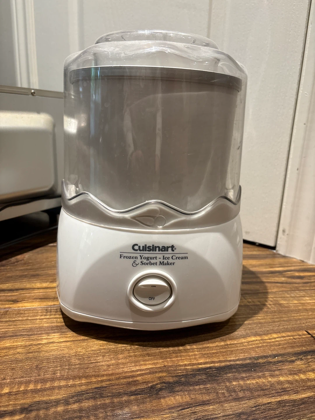 Cuisinart Frozen Yogurt - Ice Cream & Sorbet Maker