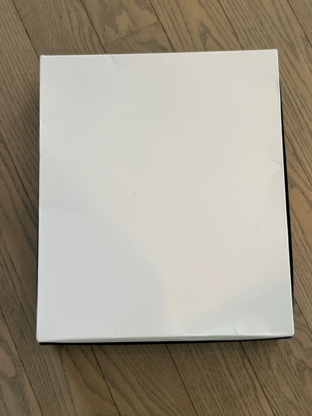 Saks Fifth Avenue Gift Box - photo 3