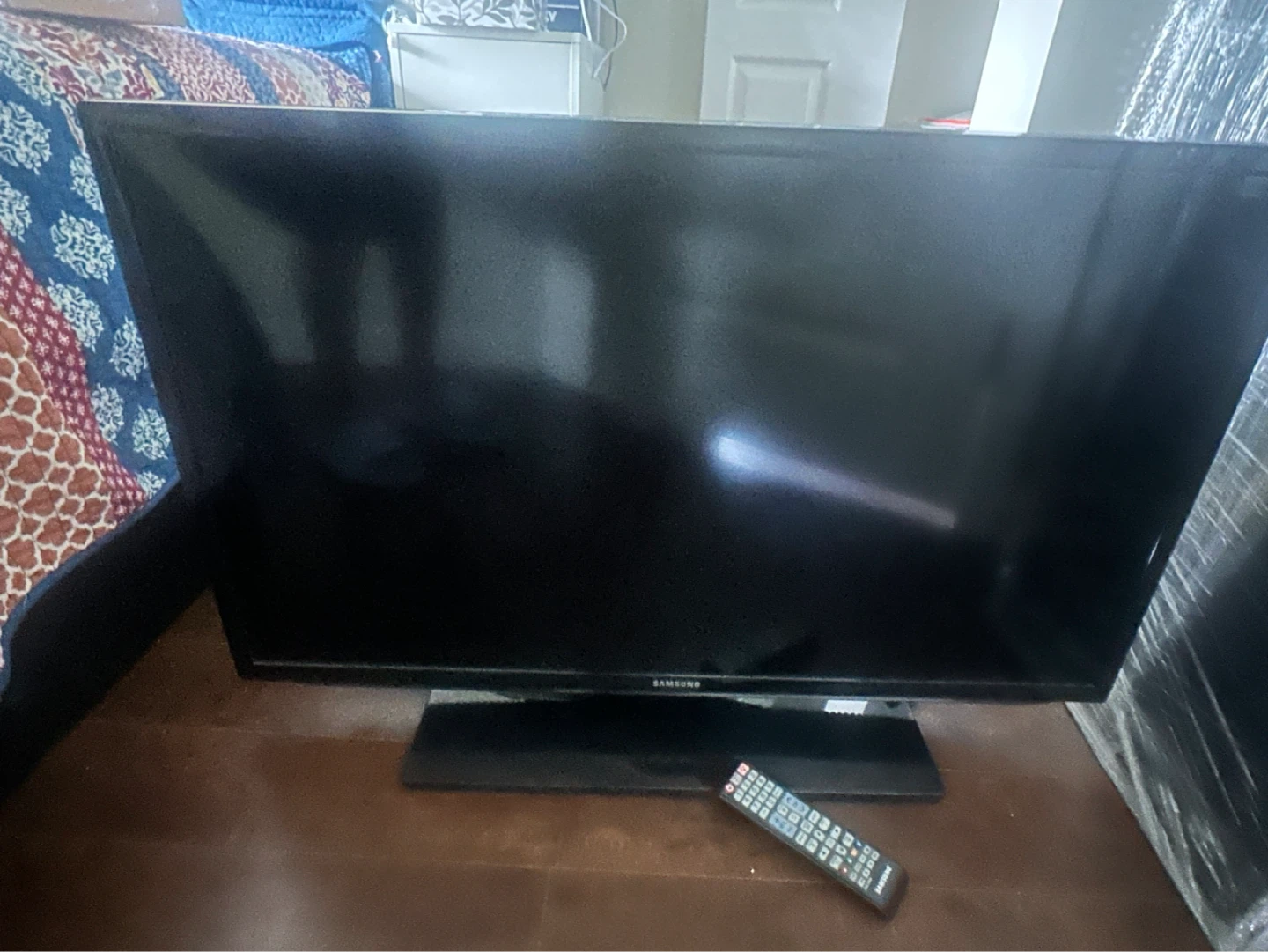 Samsung 32” LED TV