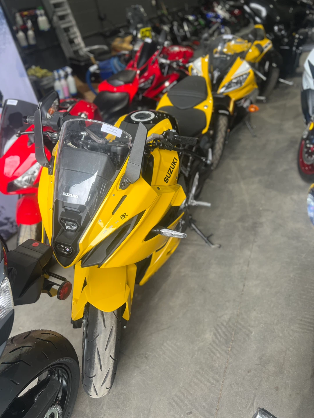 2024 Suzuki GSX-8R - photo 5