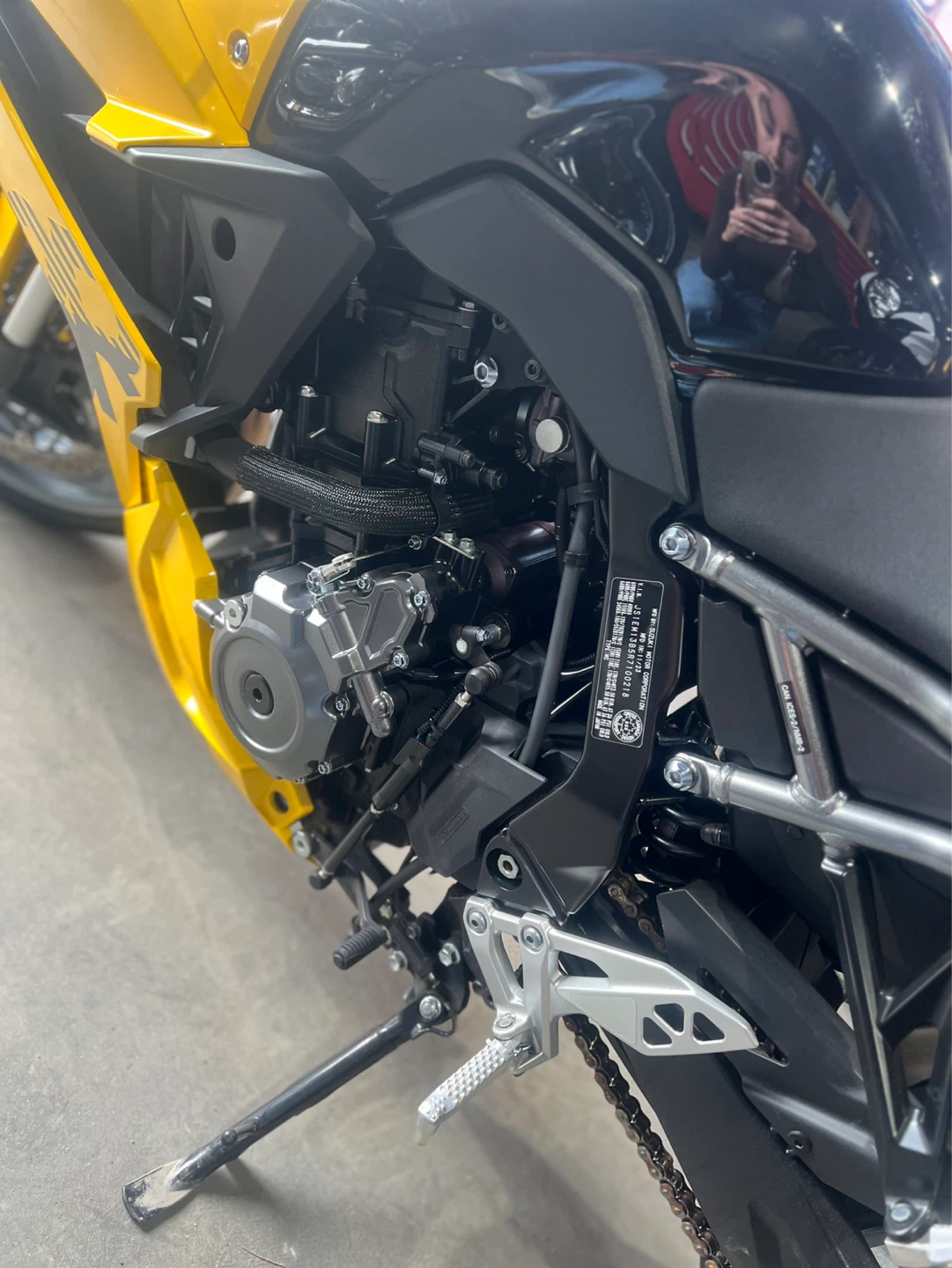 2024 Suzuki GSX-8R - photo 3
