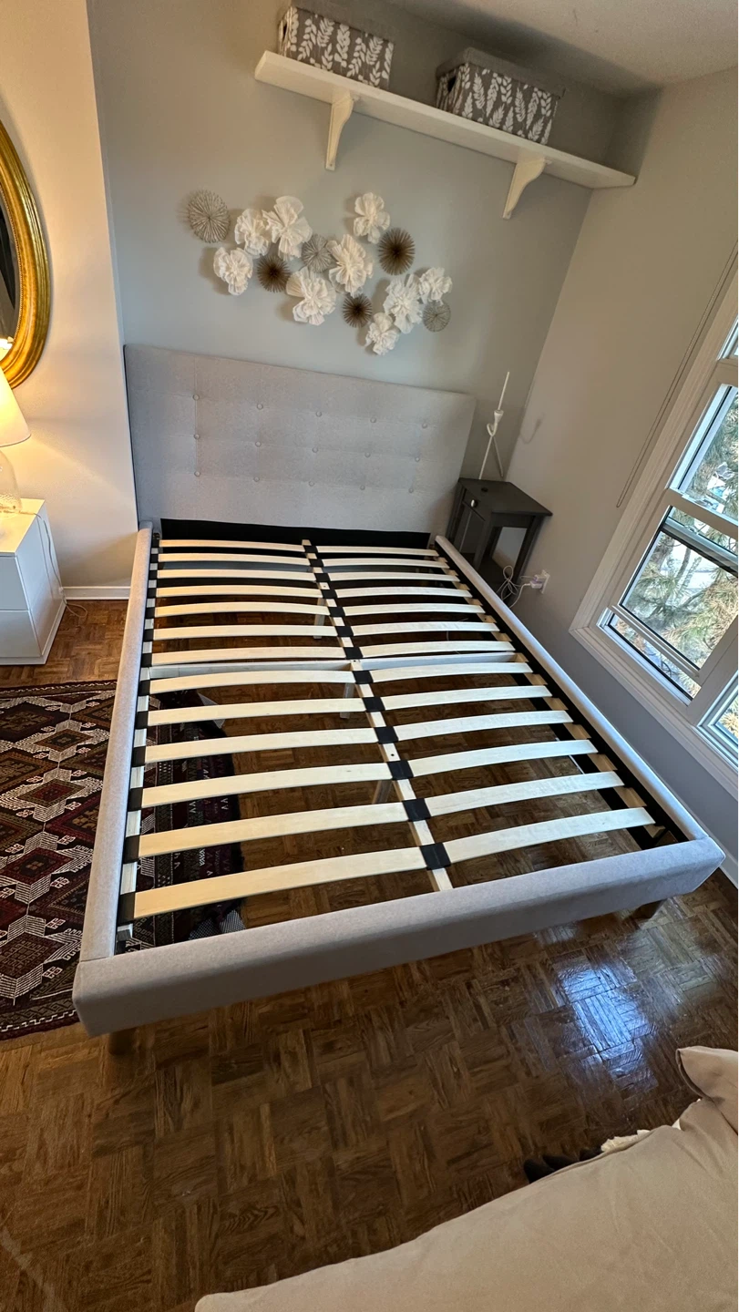 Queen size bed