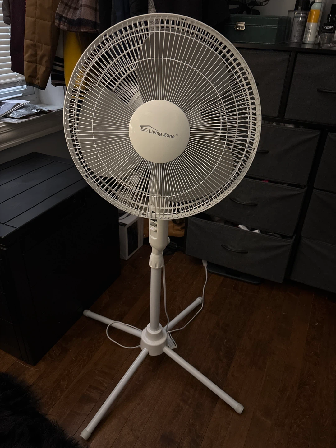 Living Zone White Pedestal Fan
