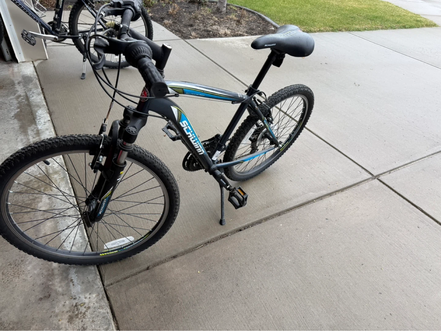 Schwinn 24" Suspension Mountain Bike - photo 2