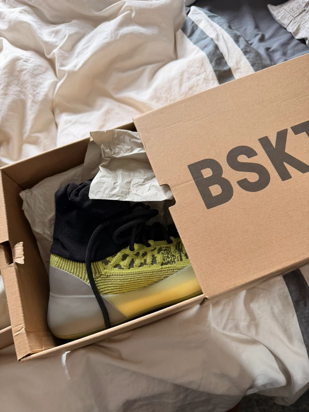 Adidas Yeezy BSKTBL Knit "Frozen Yellow" Men's Size 9 - photo 5