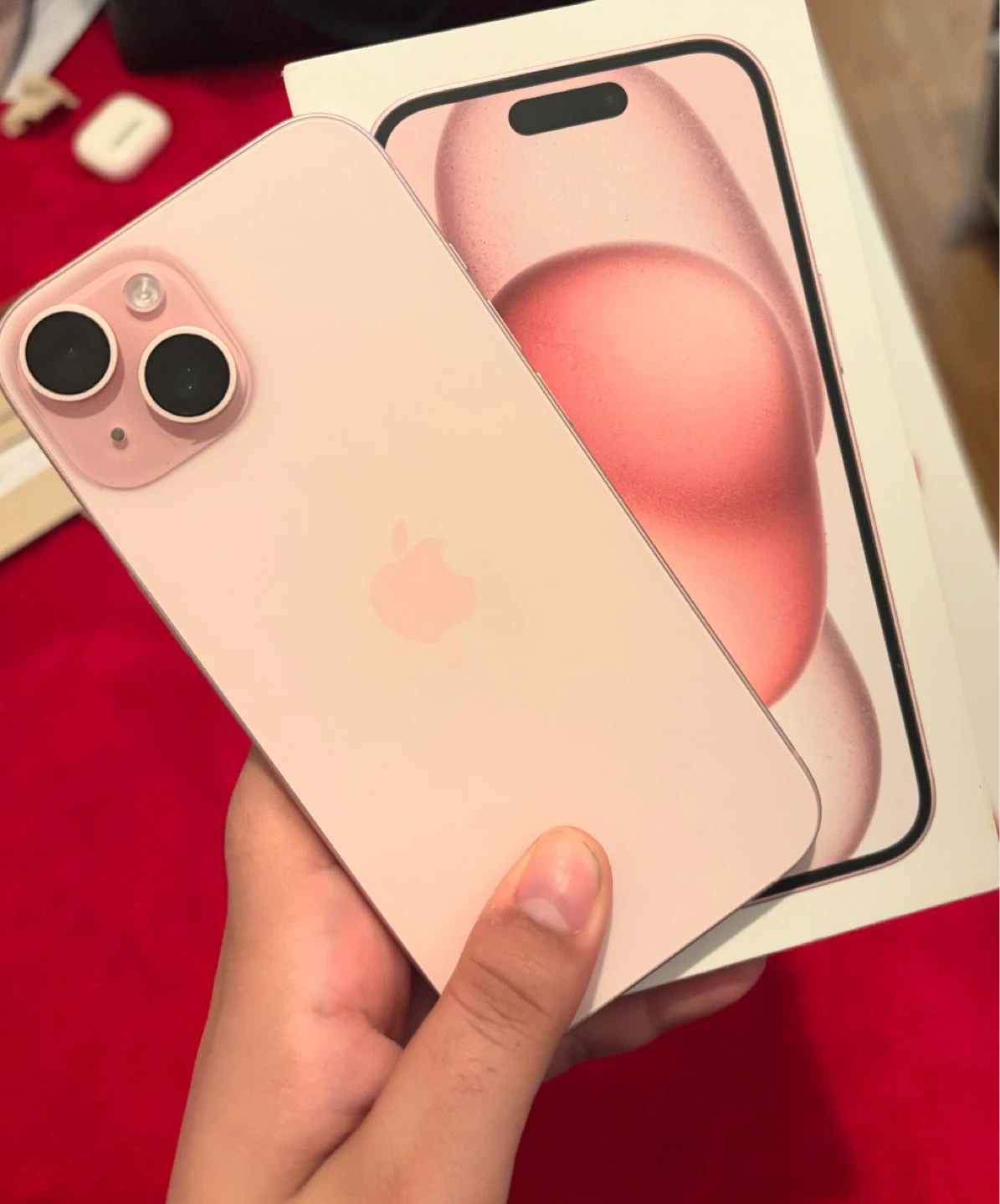 iPhone 15 pink
