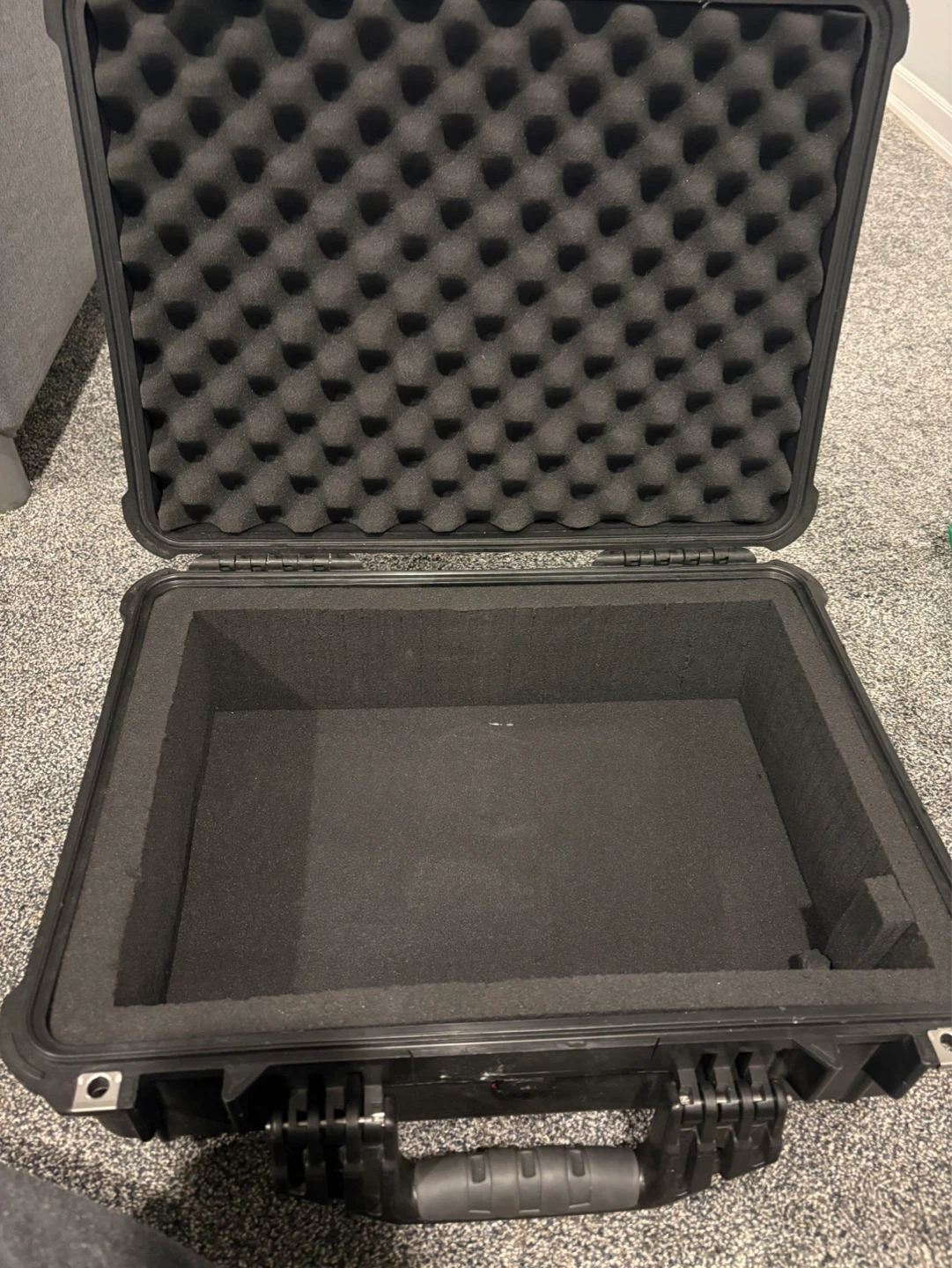 Pelican 1520 Case with Foam - photo 2
