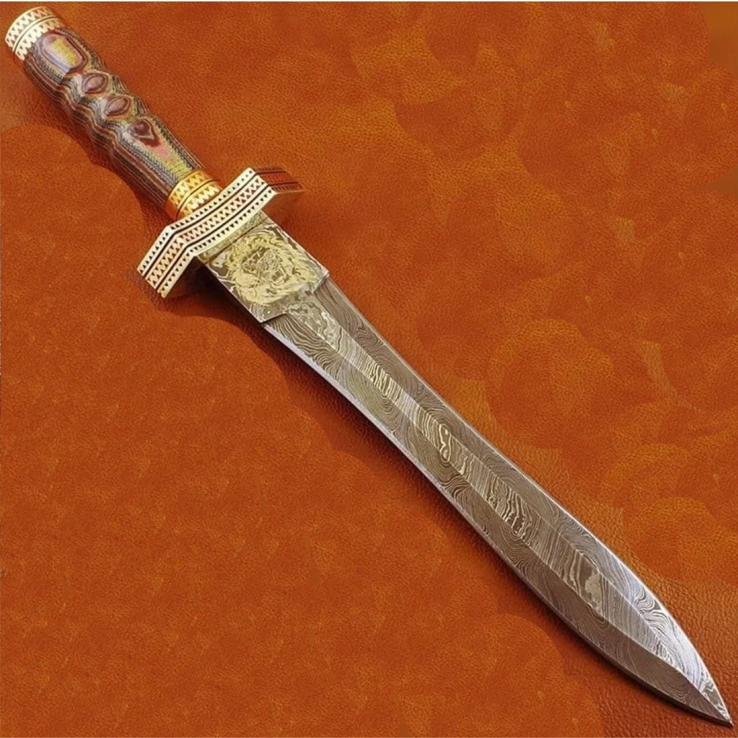 Decorative Dagger with Damascus Blade and Engraved Hilt - photo 2