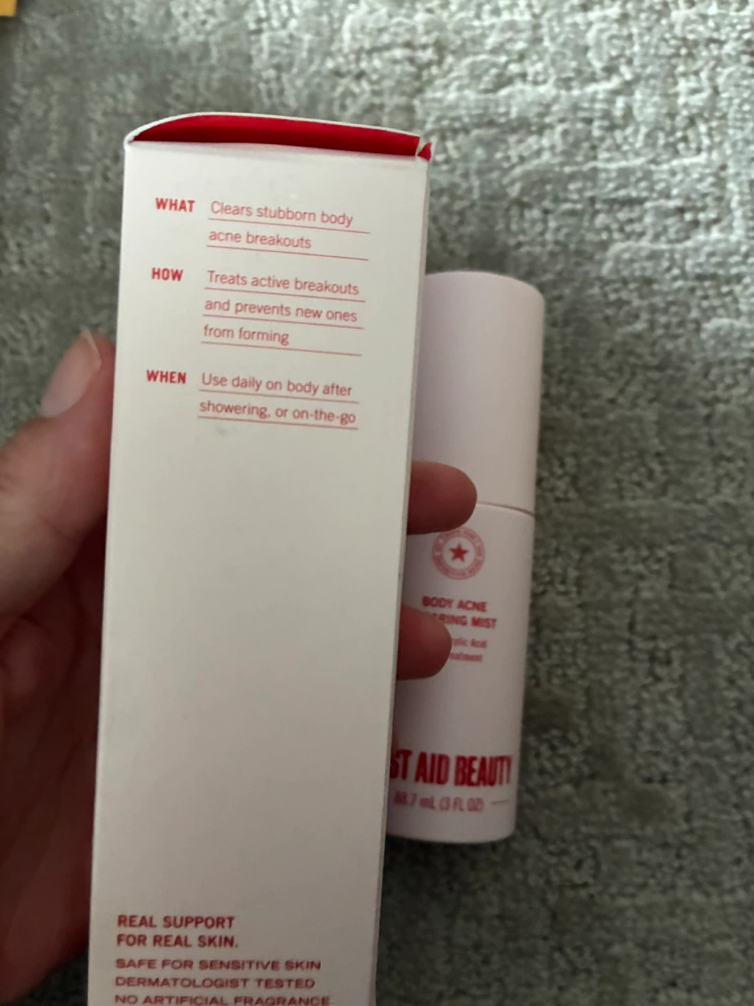 First Aid Beauty Body Acne Clearing Mist 2% Salicylic Acid - photo 2