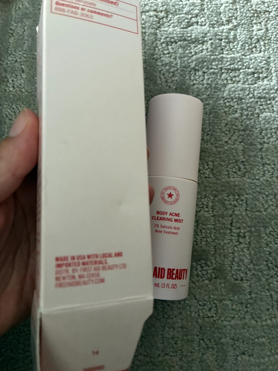 First Aid Beauty Body Acne Clearing Mist 2% Salicylic Acid - photo 4