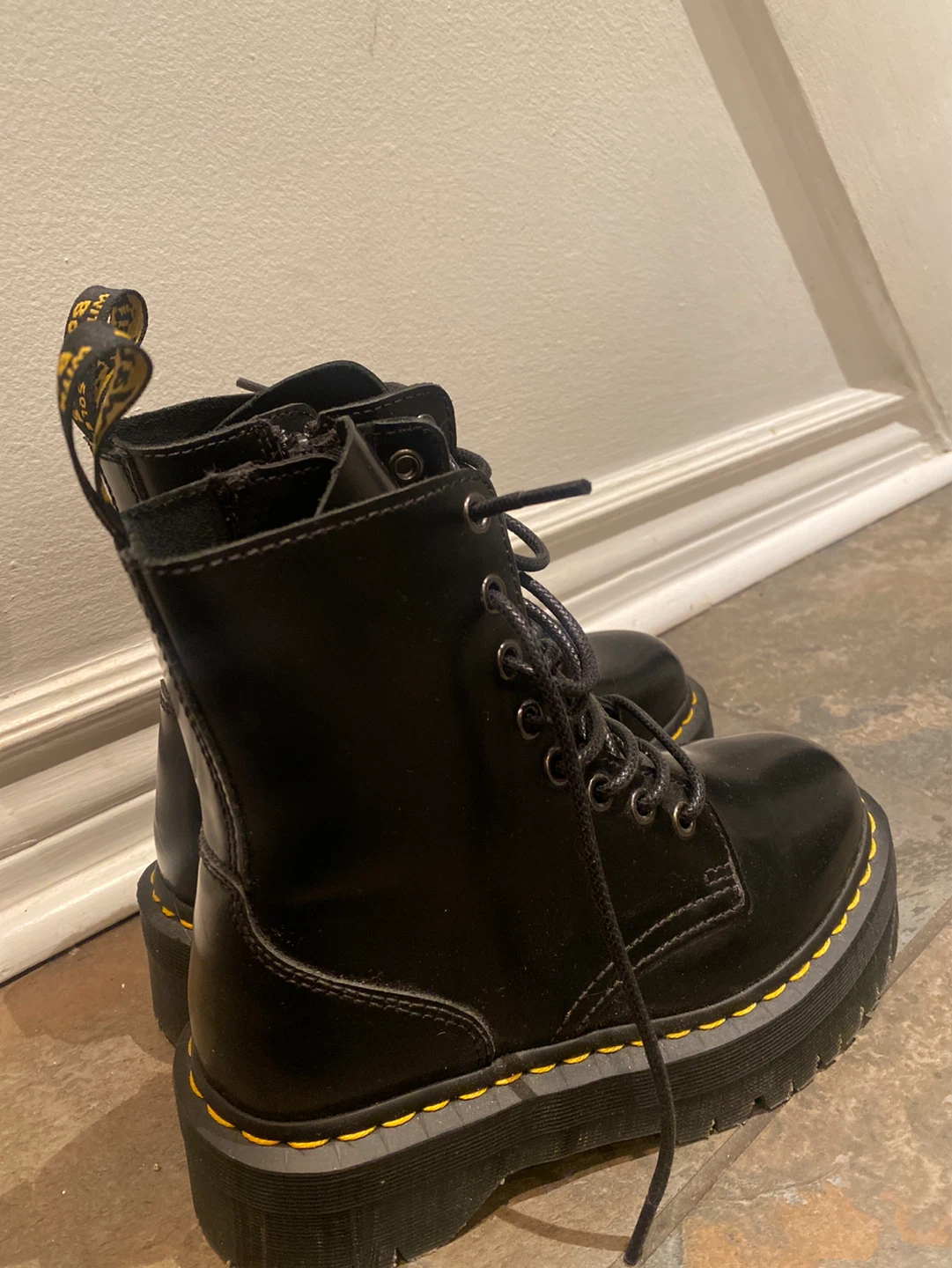 Never worn! Doc Martens Leather Platform Boots And Wonder Balm - photo 2