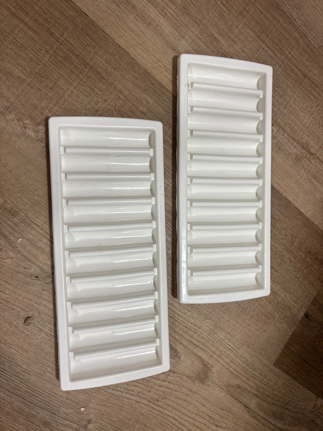 Set of 2 White Ice Cube Trays