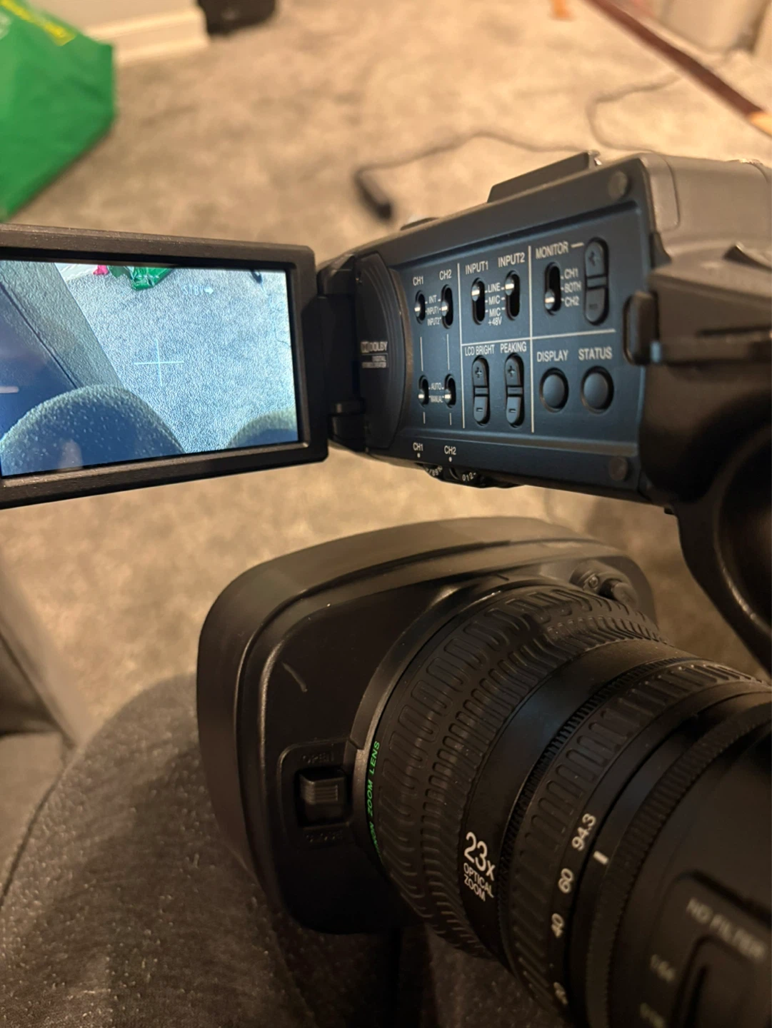 JVC GY-HM600U ProHD Camera - photo 2
