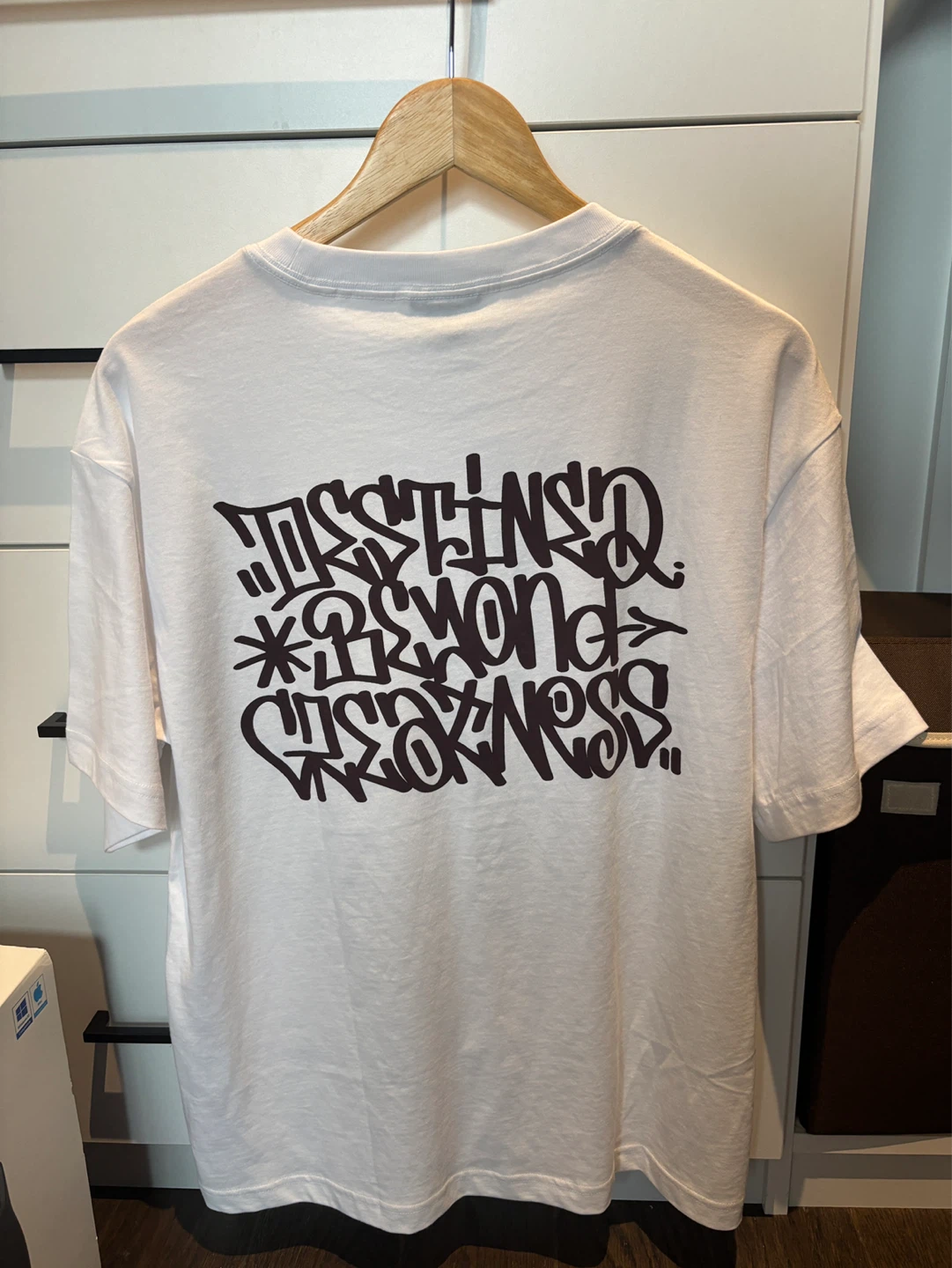 With Tags White Graphic T-Shirt - photo 2