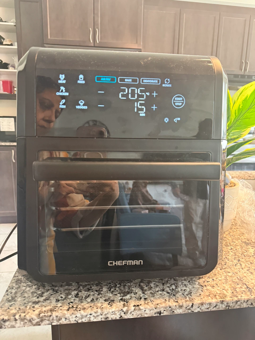Chefman Multifunctional Digital Air Fryer+ 11.4-Litre Capacity - photo 2