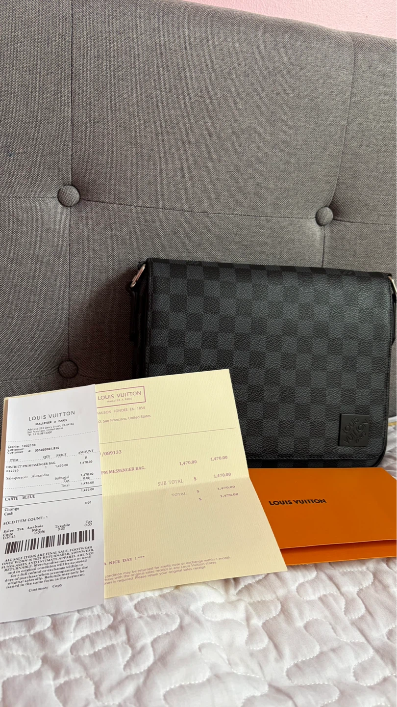 Louis Vuitton Damier Graphite Messenger Bag - photo 5