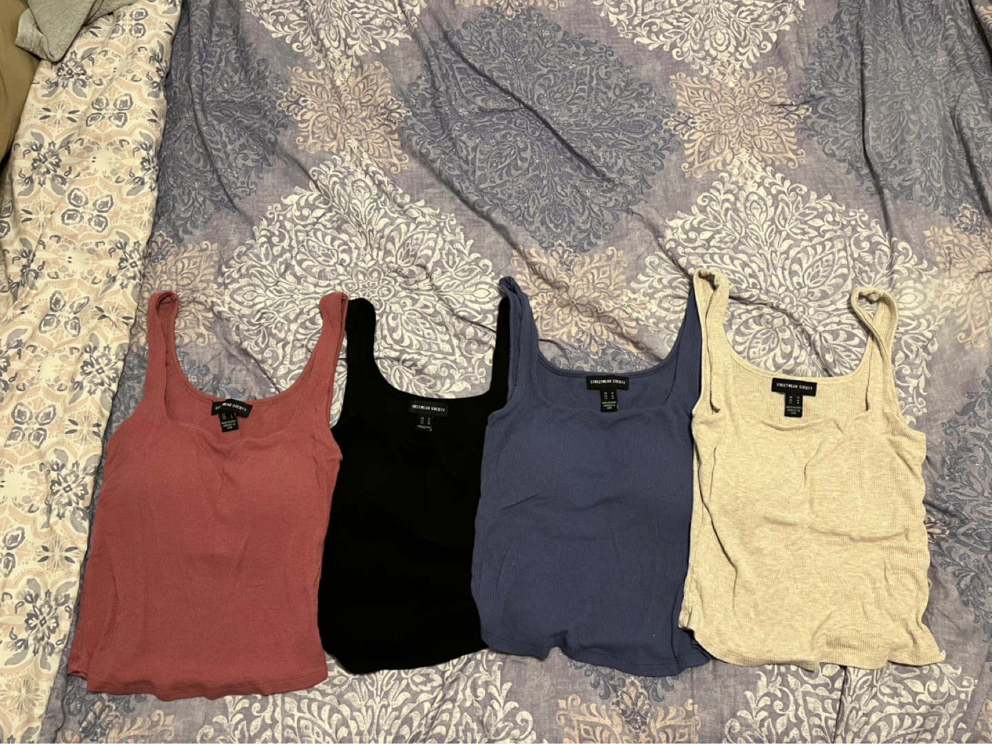 Set of 4 Women's Tank Tops - Assorted Colours - photo 2