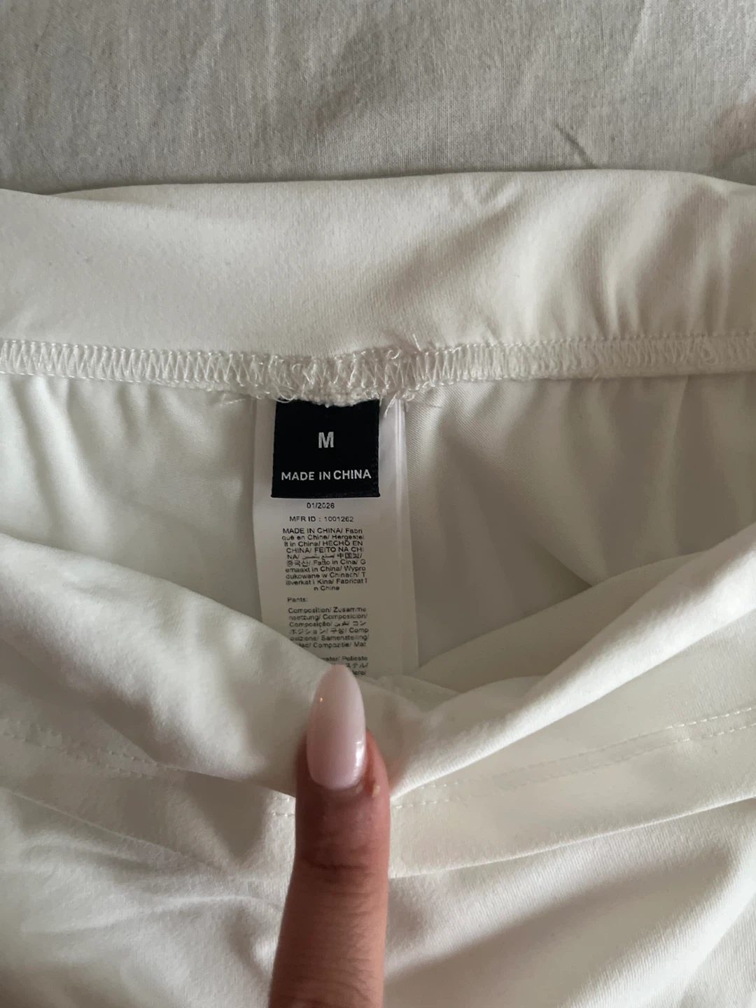 White Athletic Shorts Size M - photo 2