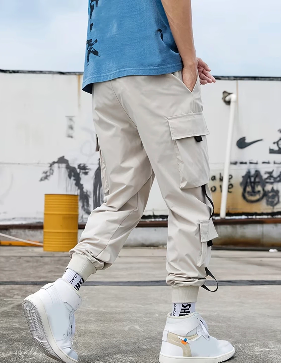 Lightweight Cargo Pants - photo 2