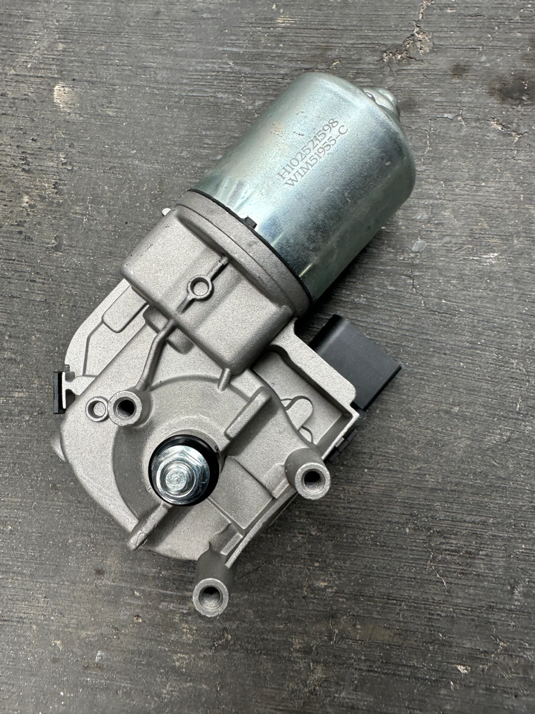 Front Windshield Wiper Motor - photo 2