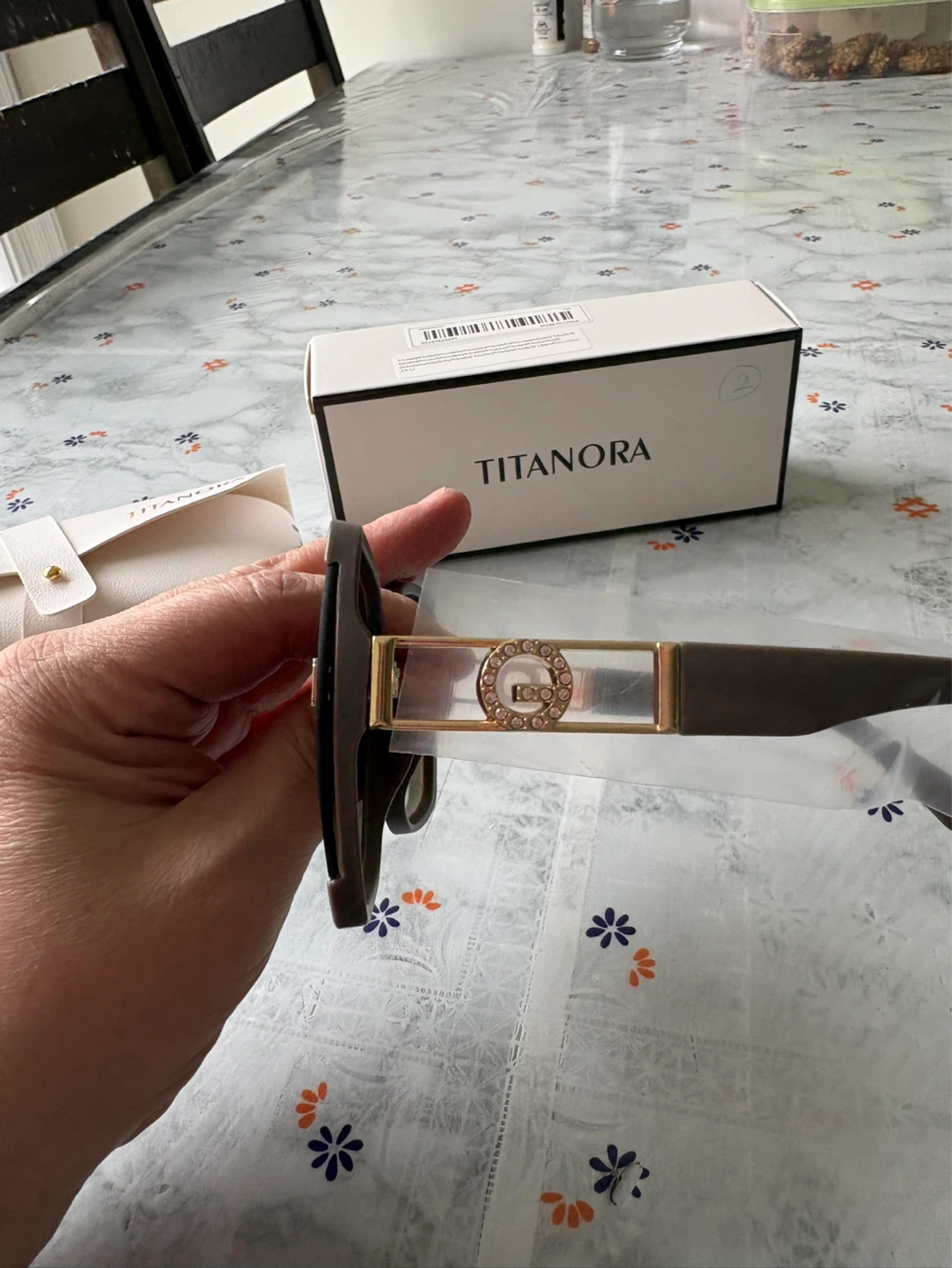 TITANORA Women’s Sunglasses – Brown Gradient - photo 3