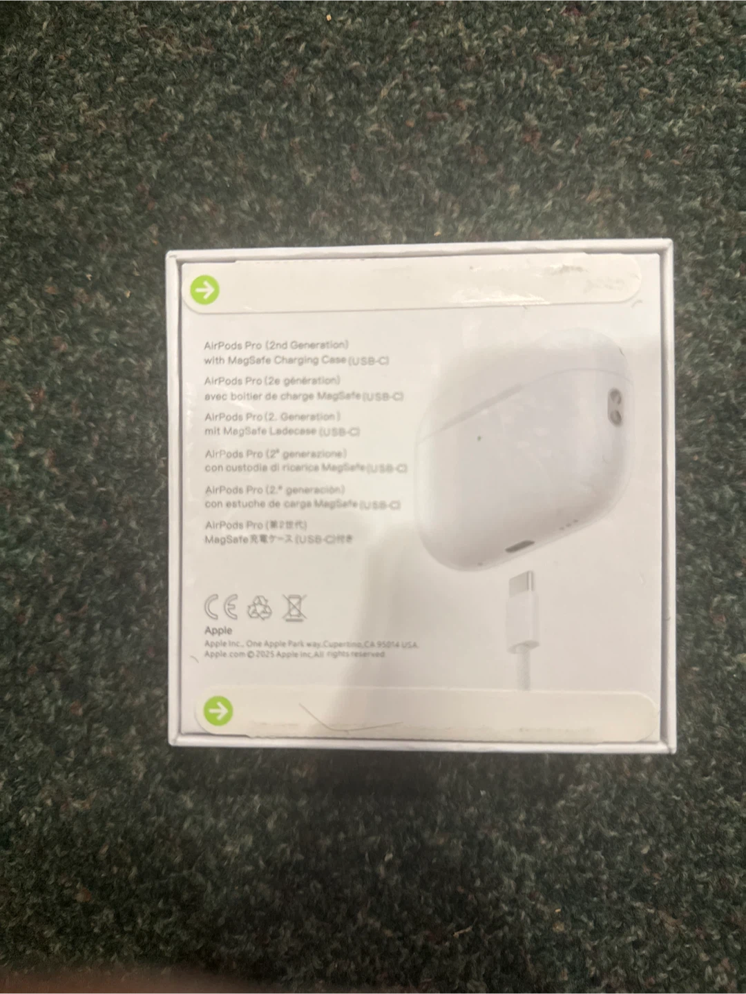 Apple AirPods Pro (2nd Generation) with MagSafe Charging Case - photo 2