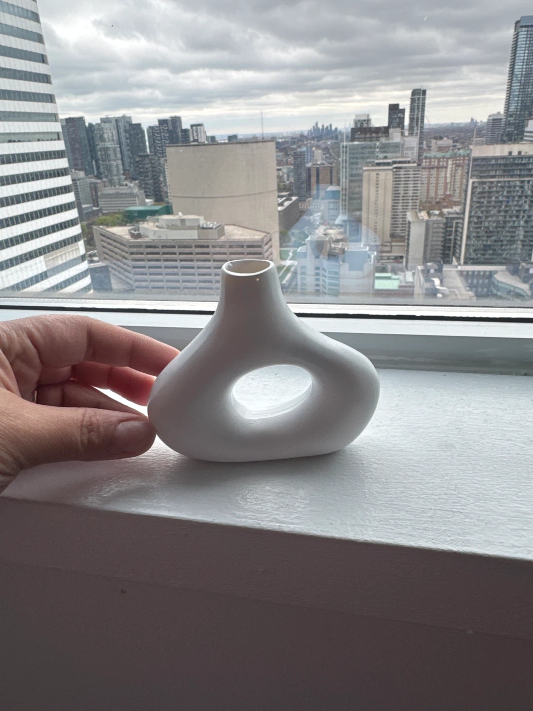 White Ceramic Vase with Hole - photo 2
