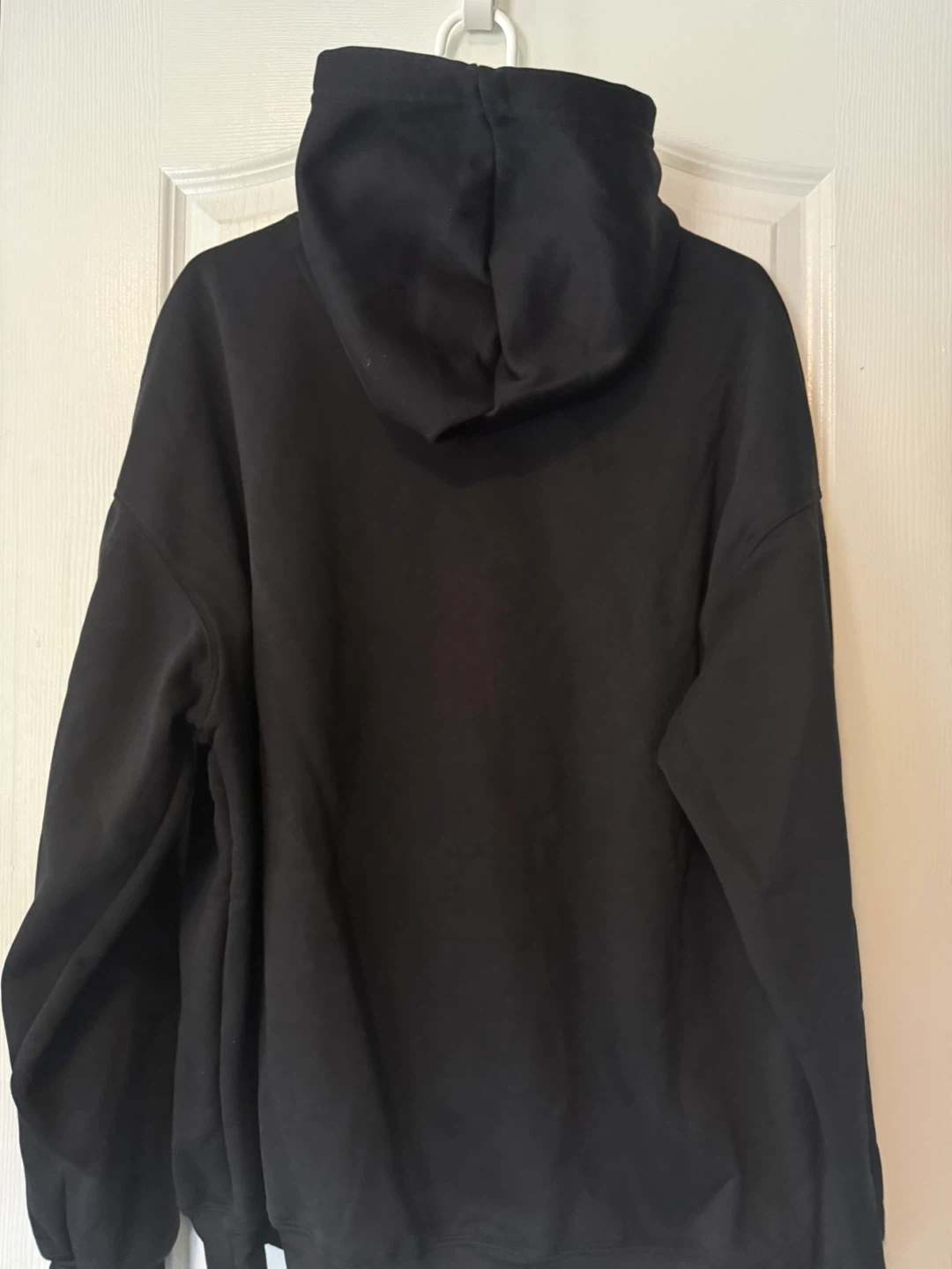 Black Hoodie L/xl brand new - photo 2