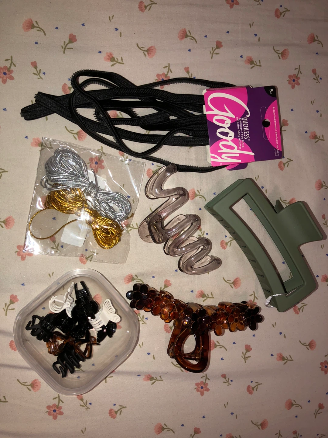 Hairbands, Hair clips and Hair twine