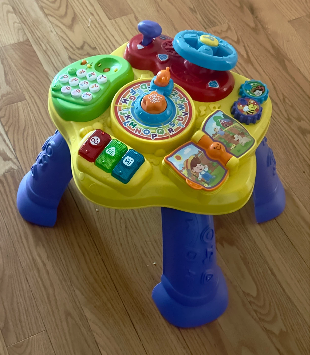 VTech Sit-to-Stand Smart Car Activity Table