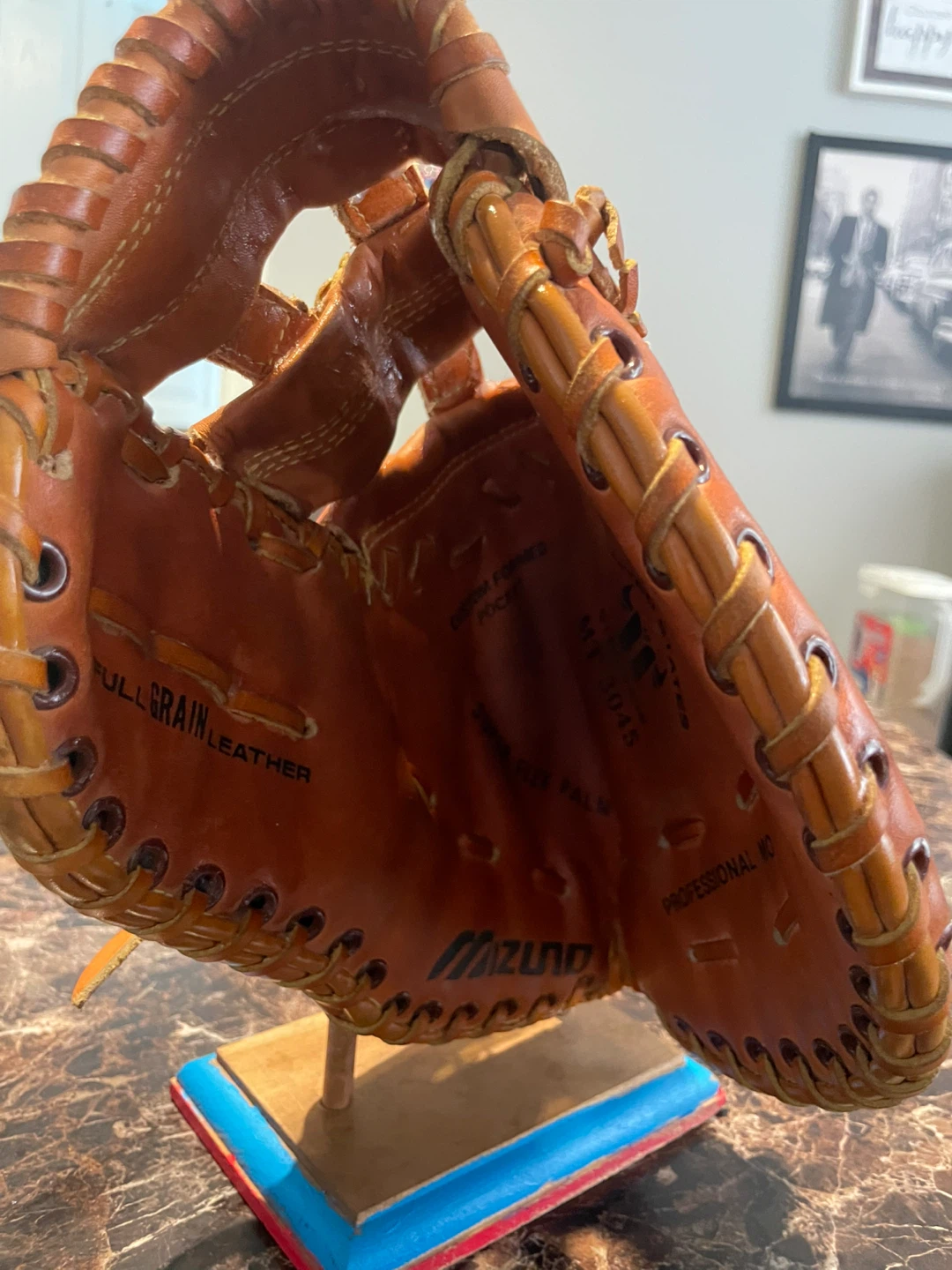 Mizuno Full Grain Leather Baseball Glove - photo 2