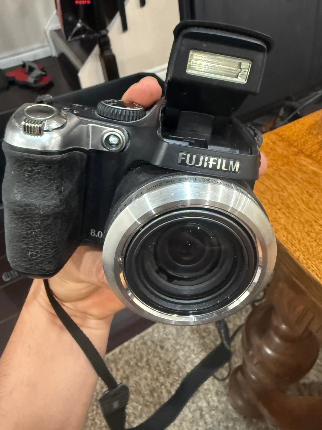 Fujifilm FinePix S2000HD Digital Camera - photo 3