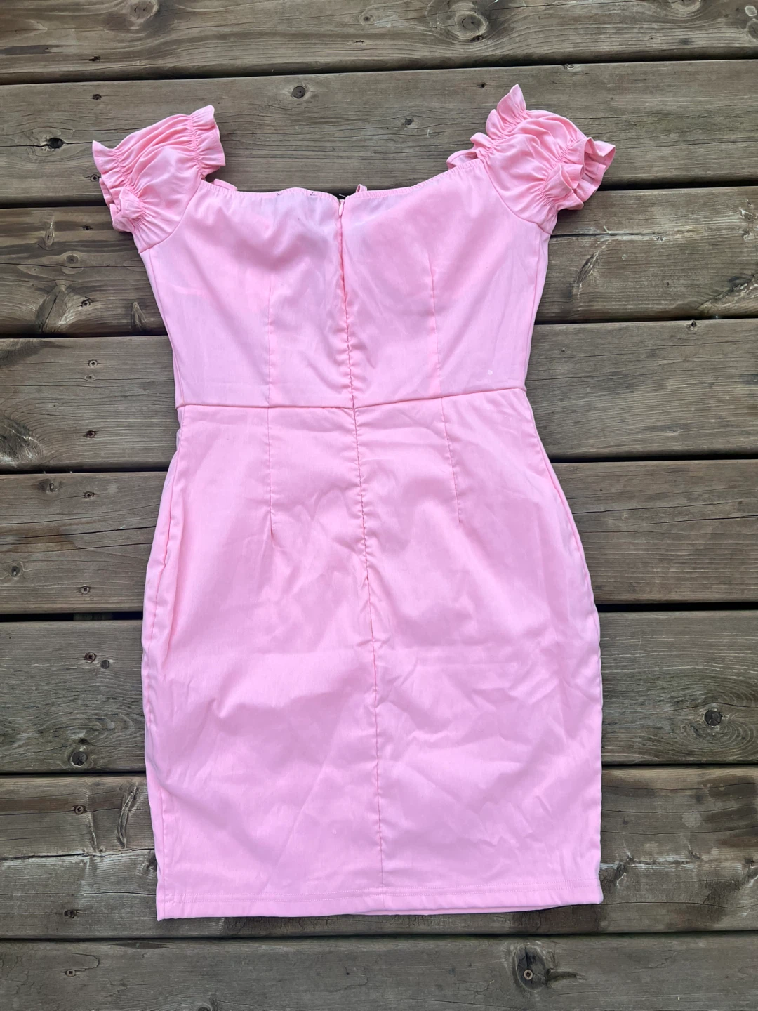 Pretty little thing dress size 6 US - photo 3