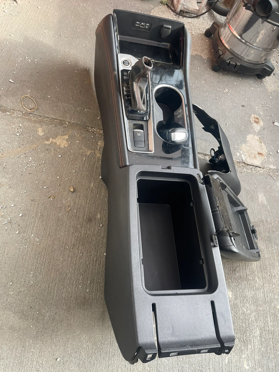 Used Car Center Console Assembly with Gear Shifter - photo 3