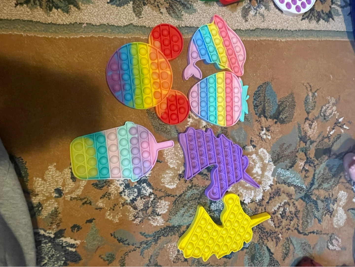 Assorted Pop-Its and fidget toys (swipe photos) - photo 2