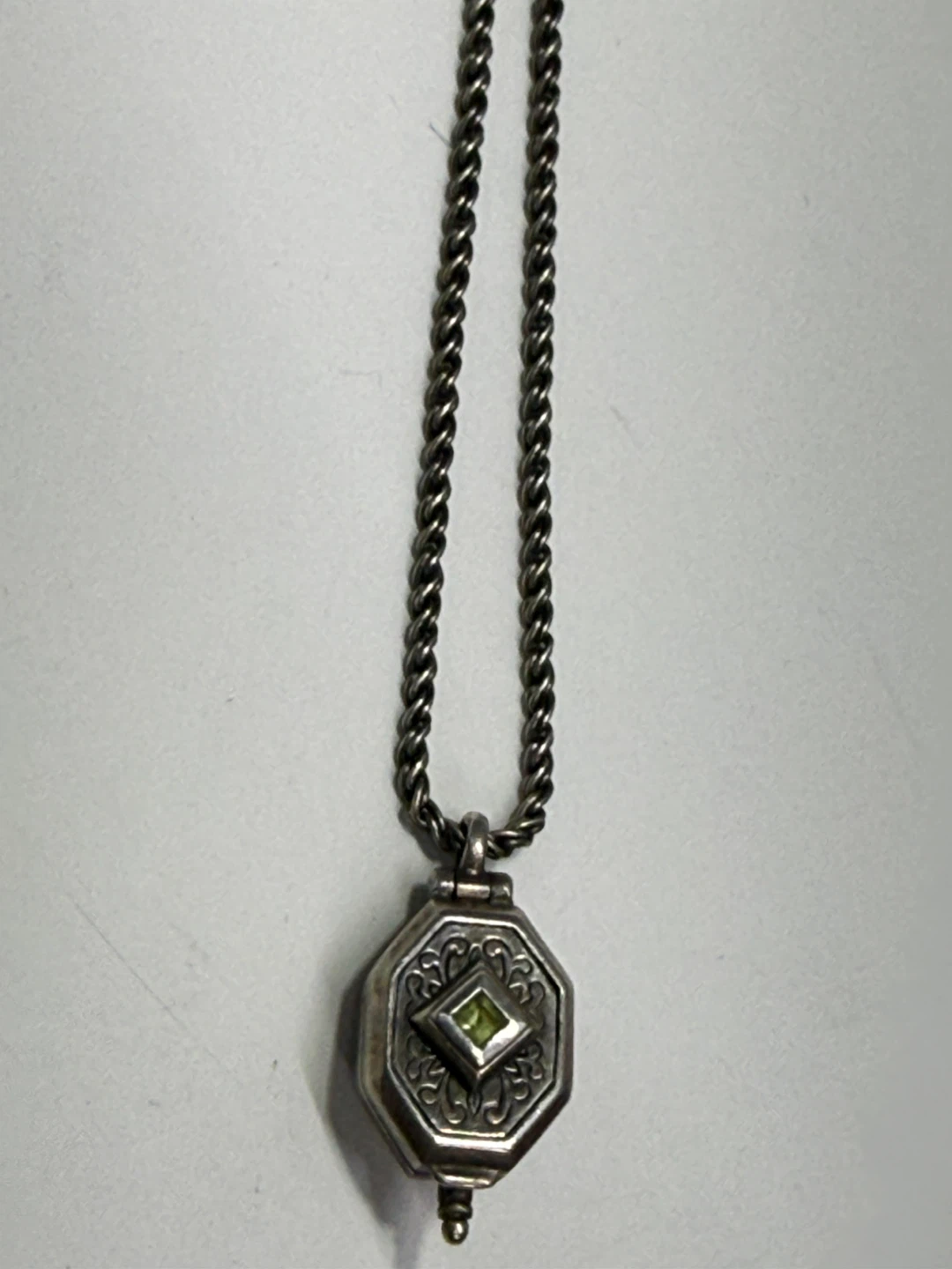 Anatoli 925 Sterling Silver Green Stone Locket Necklace Vintage - photo 5