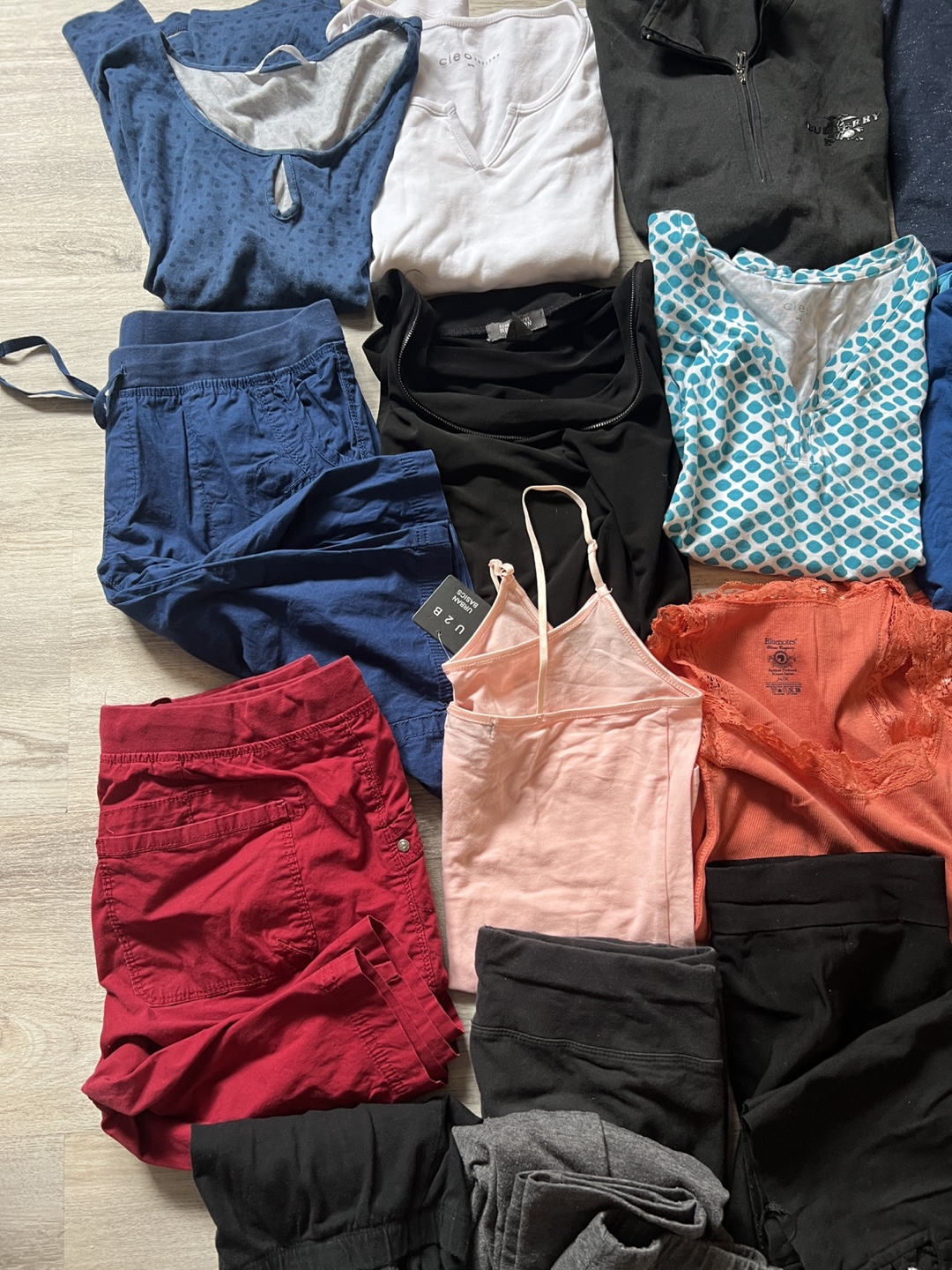 Bundle of Women's Tops and Pants - photo 3